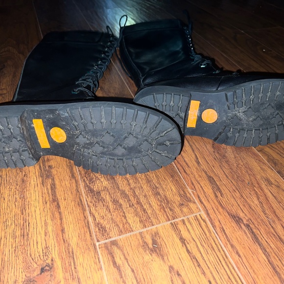 Timberland lace-up combat Black Leather Boots - Picture 4 of 12